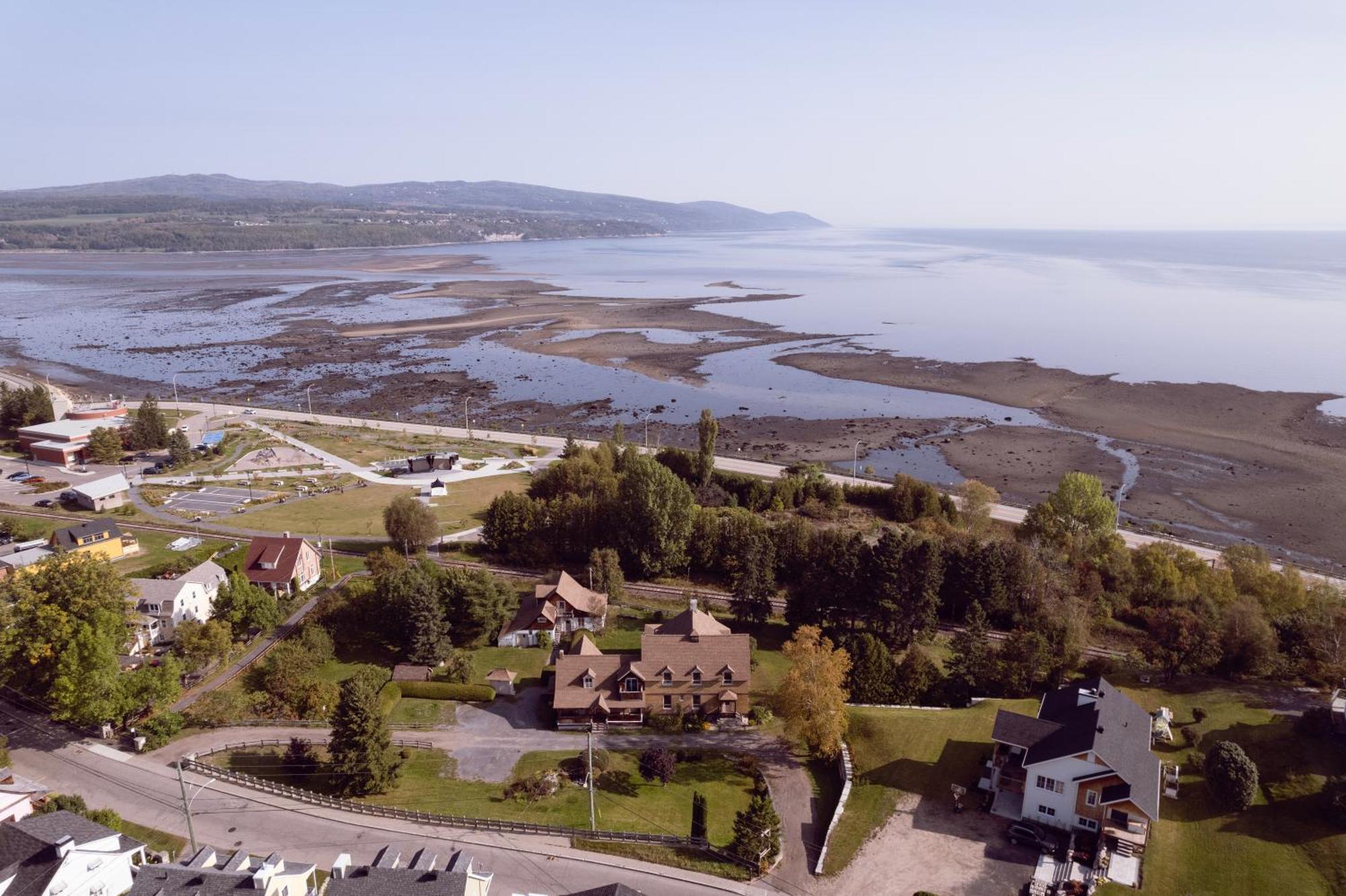 Maison Du Havre Grand Duplex La Malbaie Exterior foto